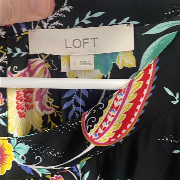 LOFT Multicolor Floral Blouse - Picture 2 of 4